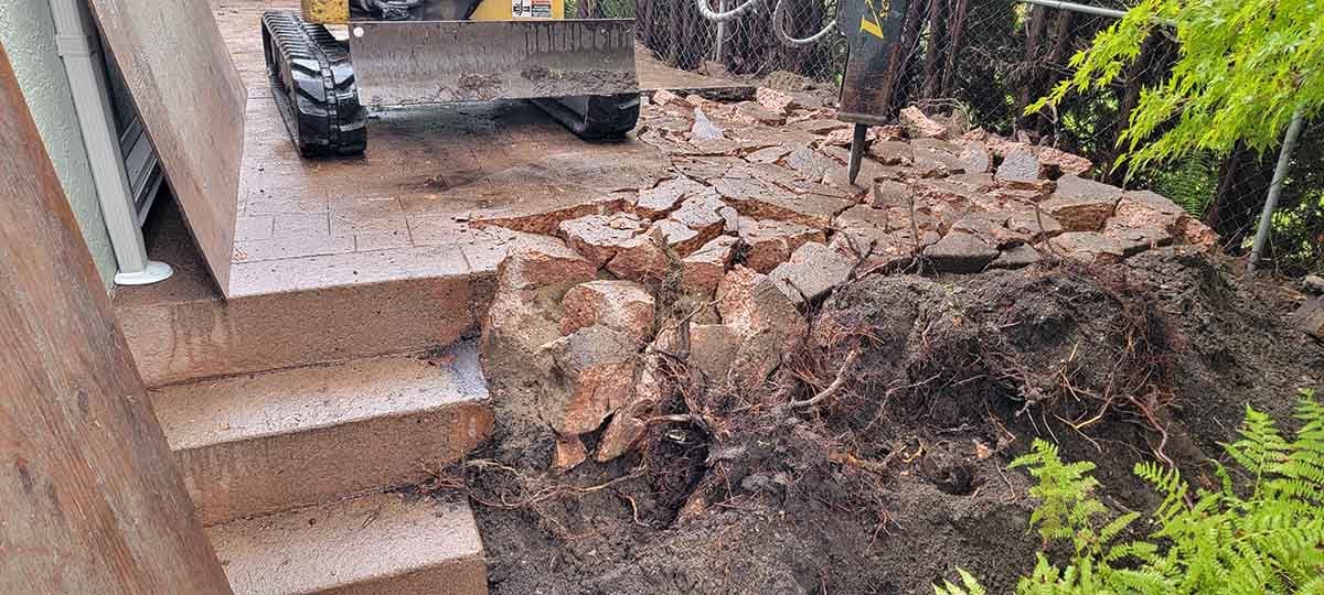 Abbotsford Backyard Paver Patio Reno 4