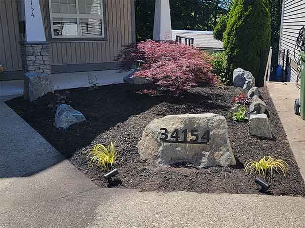 Abbotsford Front Yard Garden
