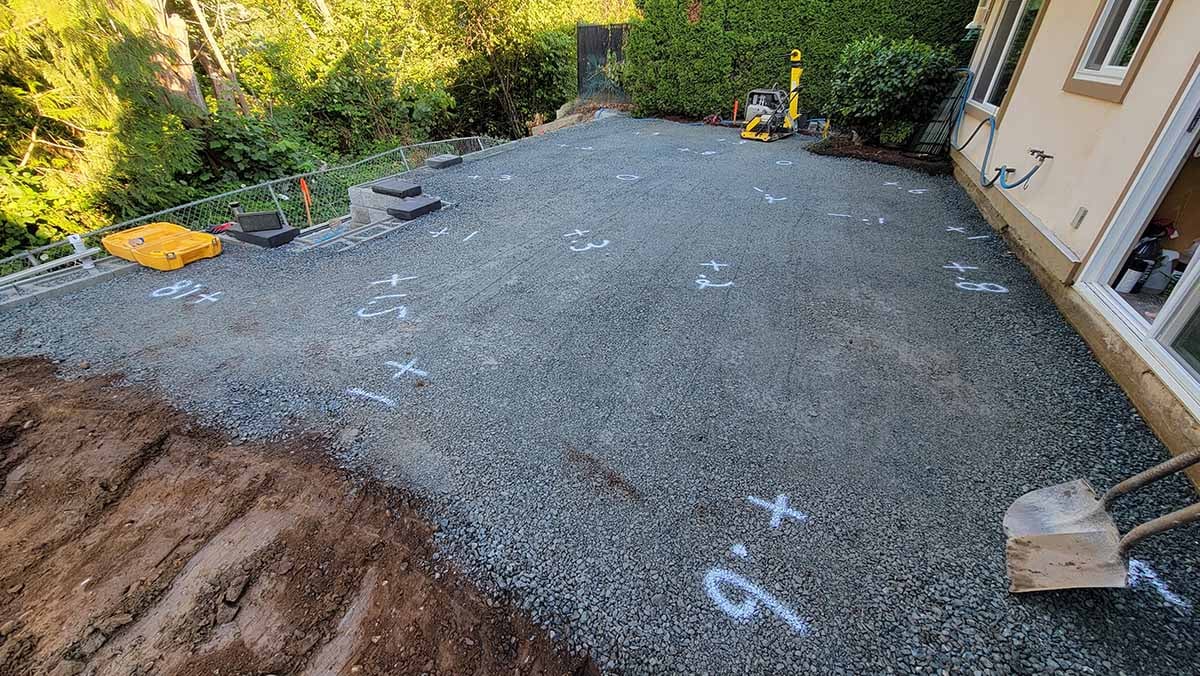 Backyard-Patio-Walkway-10