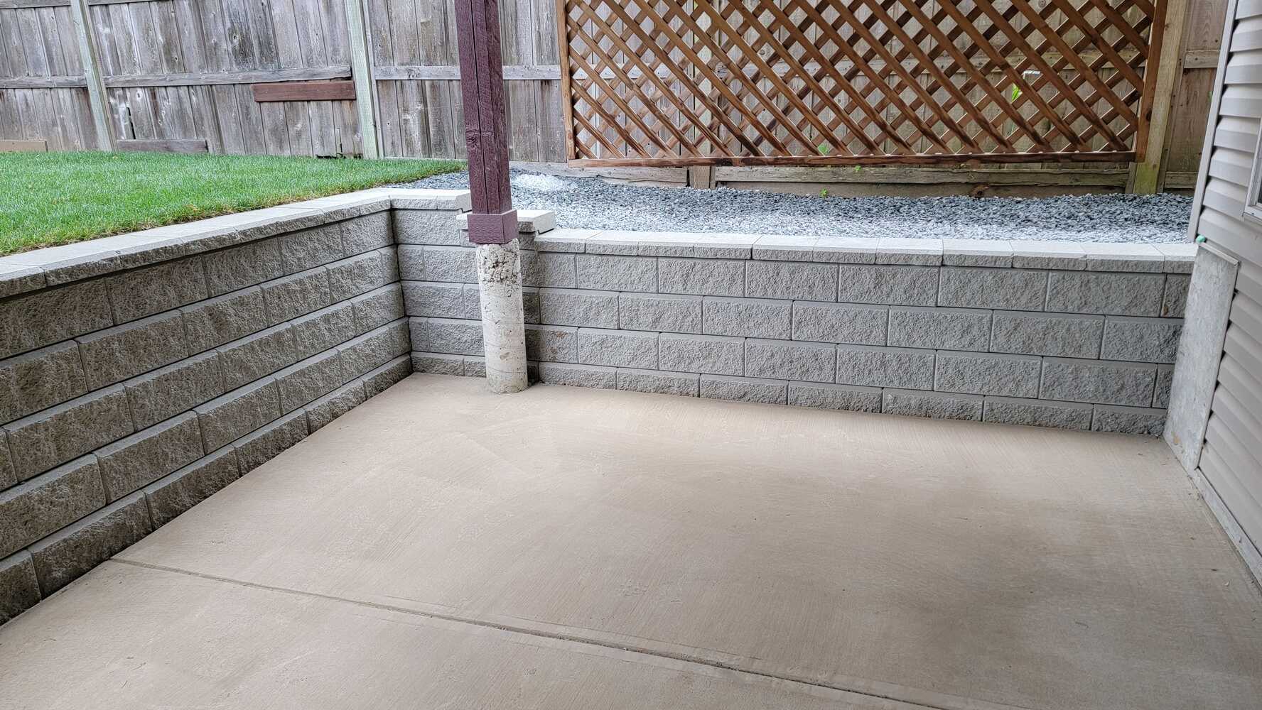 21_Retaining wall and concrete patio constructed by Back40 Landscaping in Mission, BC