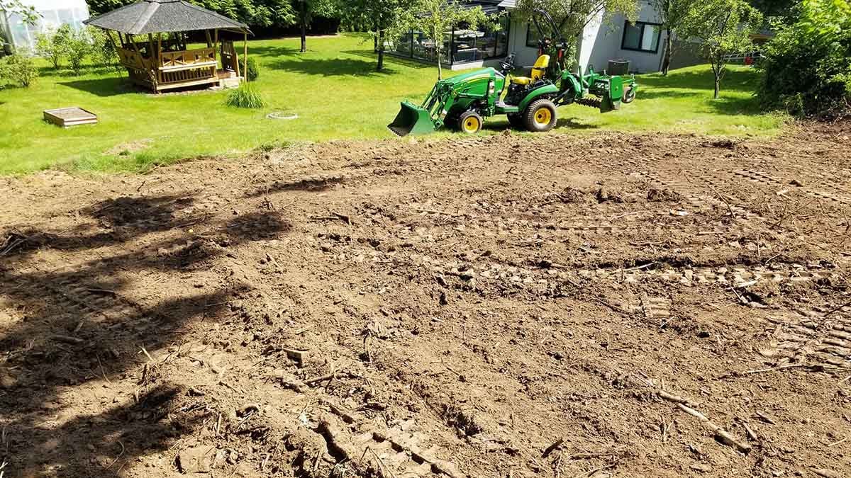New Lawn Landscaping Abbotsford Photo 4